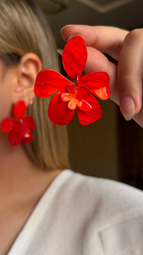 گوشواره گل شیشه ای